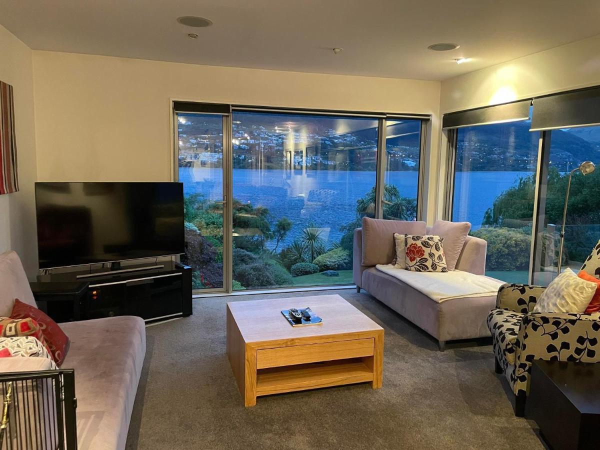 Peninsular Lakefront Queenstown Eksteriør billede