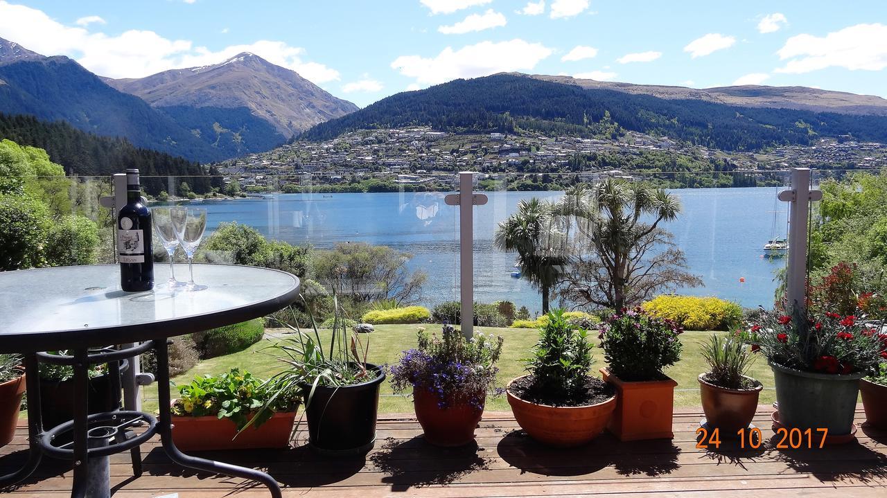 Peninsular Lakefront Queenstown Eksteriør billede