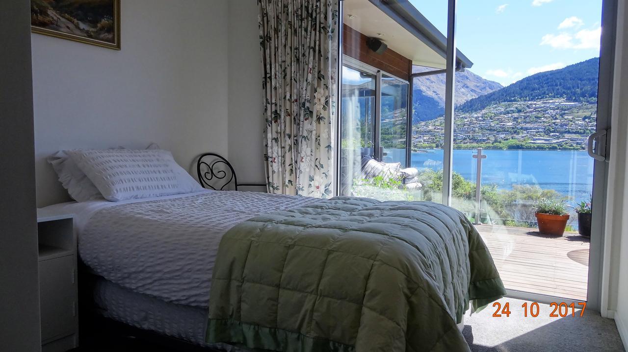 Peninsular Lakefront Queenstown Eksteriør billede