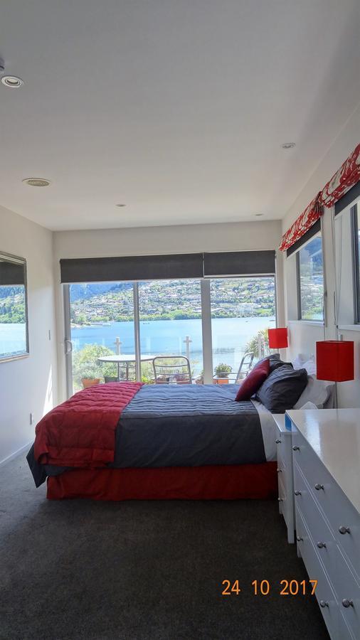 Peninsular Lakefront Queenstown Eksteriør billede